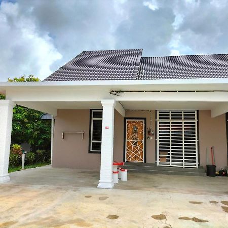 Wipah Guest House In Kampung Lundang, كوتا بْهارو المظهر الخارجي الصورة